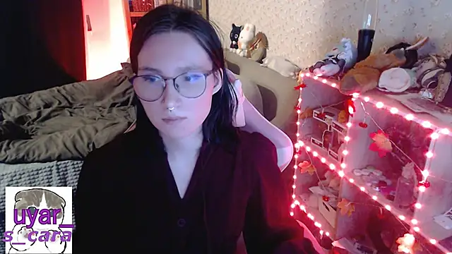 s cara online show from October 28, 2025, 3:04 pm