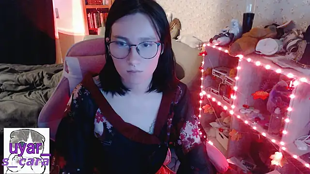 s cara online show from November 1, 2025, 1:02 pm