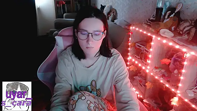 s cara online show from November 2, 2025, 9:11 am