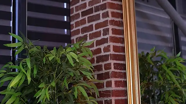 Snapshot of MillaSerene chatting on October 8, 2025, 7:39 am MillaSerene online show from October 8, 2025, 7:39 am