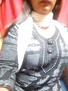 Snapshot of Babe_Doll04 chatting on November 3, 2025, 11:44 am Babe Doll04 online show from November 3, 2025, 11:44 am