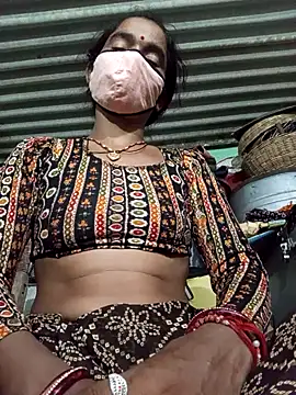 Snapshot of MISS_LOVE_001 chatting on October 14, 2025, 5:25 pm MISS LOVE 001 online show from October 14, 2025, 5:25 pm