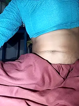 Snapshot of MISS_LOVE_001 chatting on October 24, 2025, 5:53 pm MISS LOVE 001 online show from October 24, 2025, 5:53 pm