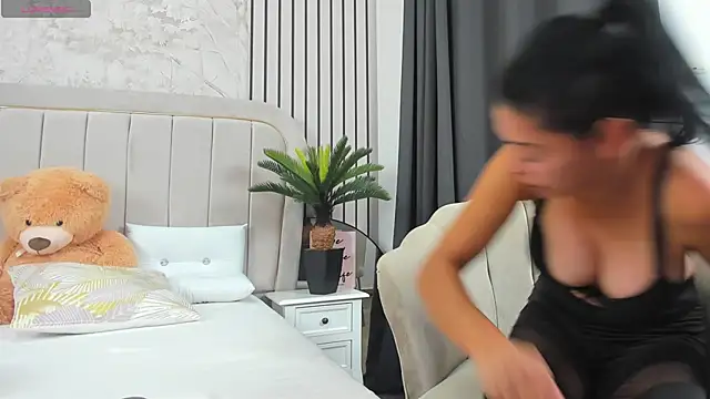 Snapshot of DaryaReed chatting on October 27, 2025, 4:49 am DaryaReed online show from October 27, 2025, 4:49 am