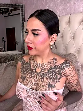 Snapshot of VixenBunnyy chatting on September 18, 2025, 7:10 am VixenBunnyy online show from September 18, 2025, 7:10 am