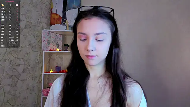 GiseleLamos online show from February 15, 2026, 3:25 am