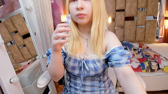 Melody Lolii online show from January 15, 2026, 6:11 pm