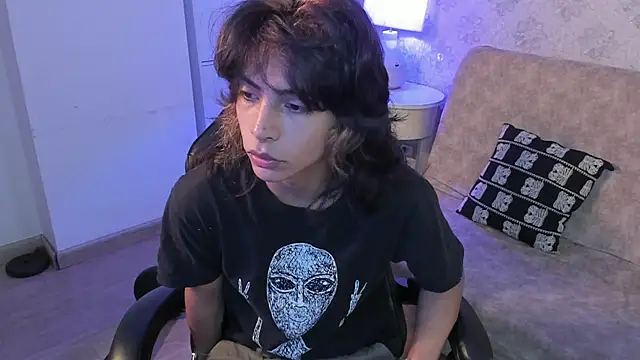 Dereck Manson online show from October 5, 2025, 11:41 am