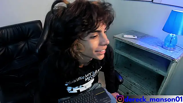 Dereck Manson online show from October 19, 2025, 11:44 am