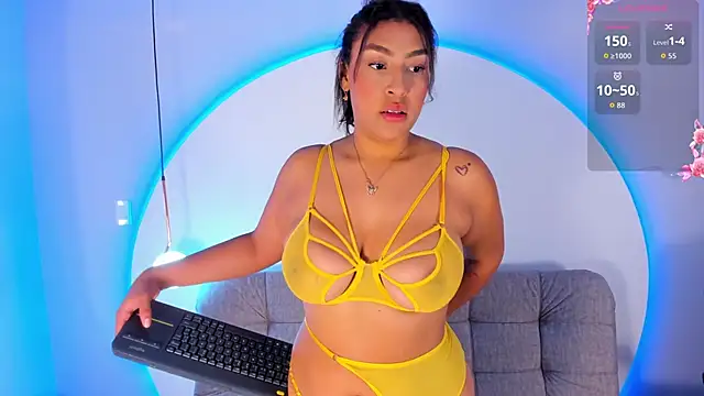 Snapshot of Lily__Rousse chatting on September 26, 2025, 12:03 am Lily Rousse online show from September 26, 2025, 12:03 am