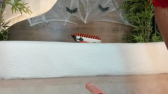 katia cute online show from October 26, 2025, 11:49 am