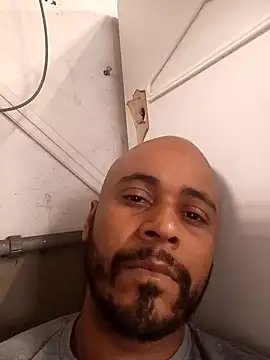 Snapshot of reisloko chatting on September 11, 2025, 5:57 pm reisloko online show from September 11, 2025, 5:57 pm