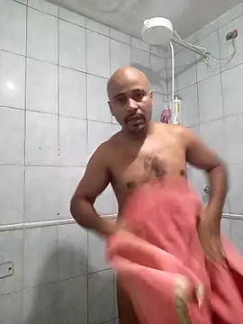 Snapshot of reisloko chatting on October 8, 2025, 9:45 pm reisloko online show from October 8, 2025, 9:45 pm