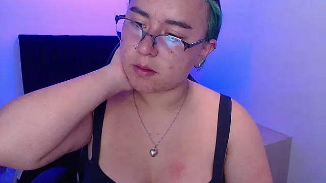 SashaGrey   online show from October 22, 2025, 3:34 pm