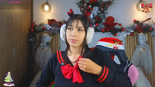 lila min online show from December 1, 2025, 2:44 pm