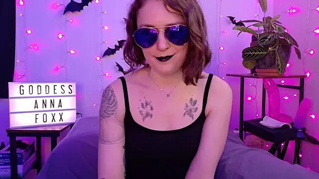 mistressannafoxx online show from February 2, 2026, 10:08 pm