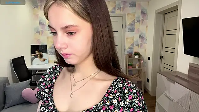 NylaNadler online show from February 15, 2026, 6:10 am