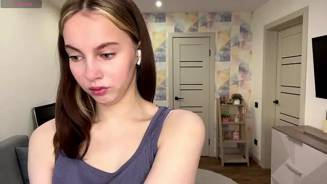 NylaNadler online show from March 9, 2026, 4:05 am