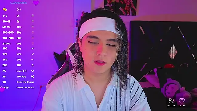 Snapshot of derek_greyy_ chatting on February 18, 2026, 8:16 pm derek greyy online show from February 18, 2026, 8:16 pm