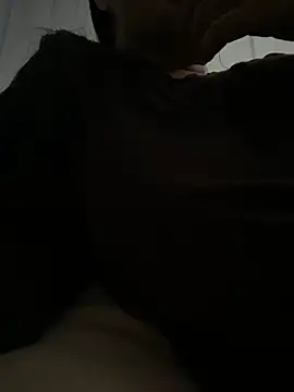 Snapshot of Ding_Yalan chatting on October 5, 2025, 1:31 pm Ding Yalan online show from October 5, 2025, 1:31 pm