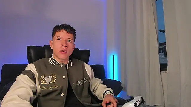 nathan blake online show from September 28, 2025, 10:59 pm