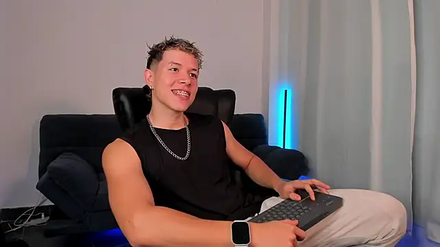 nathan blake online show from October 17, 2025, 7:38 pm