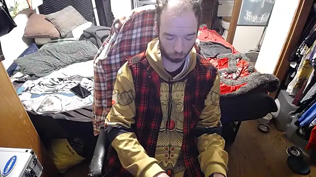 Snapshot of womenhateme69 chatting on November 25, 2025, 4:01 am womenhateme69 online show from November 25, 2025, 4:01 am