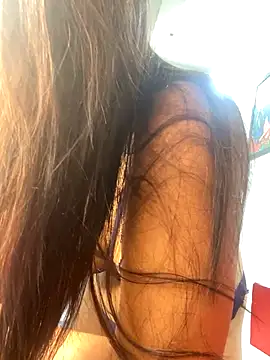 april 0066 online show from October 21, 2025, 3:35 pm