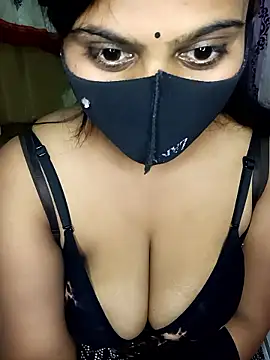 reena502 online show from February 6, 2026, 5:38 pm