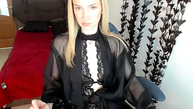 Snapshot of AndrianaBelle chatting on October 13, 2025, 3:23 pm AndrianaBelle online show from October 13, 2025, 3:23 pm