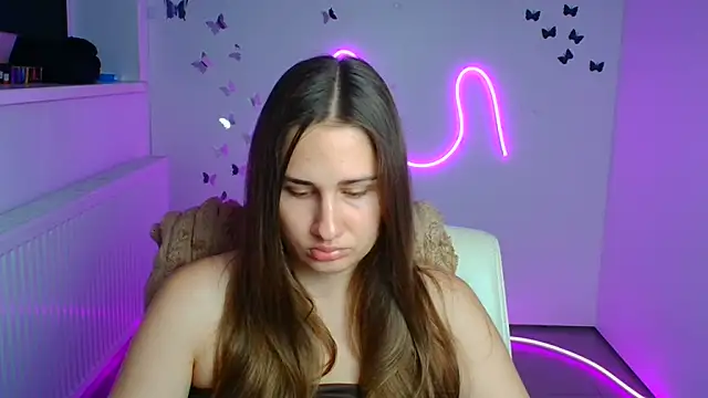 Snapshot of Stefanie_Sweet chatting on June 23, 2026, 5:49 am Stefanie Sweet online show from June 23, 2026, 5:49 am