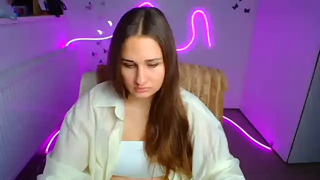 Snapshot of Stefanie_Sweet chatting on July 15, 2026, 5:45 am Stefanie Sweet online show from July 15, 2026, 5:45 am