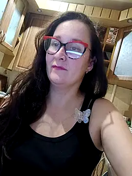 Snapshot of Amandda_ chatting on October 16, 2025, 7:48 pm Amandda online show from October 16, 2025, 7:48 pm