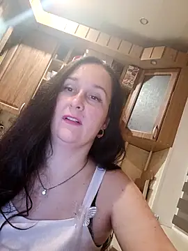 Snapshot of Amandda_ chatting on October 19, 2025, 6:52 pm Amandda online show from October 19, 2025, 6:52 pm