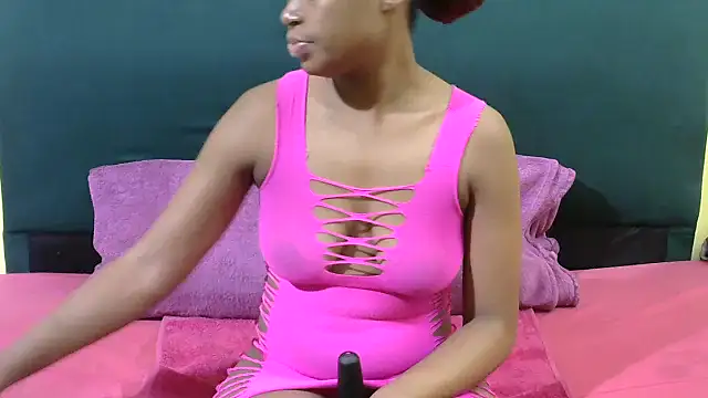 OnionBooty23 online show from October 26, 2025, 9:10 pm