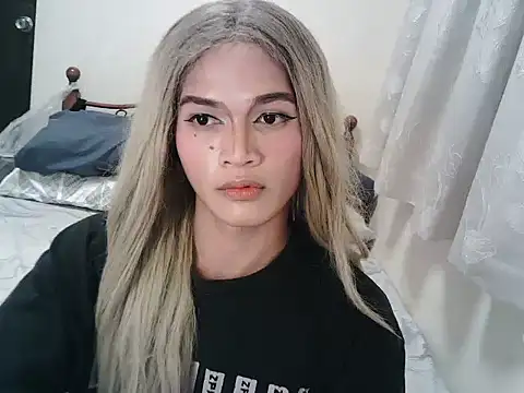 Taylor smith 0 online show from October 27, 2025, 12:53 pm