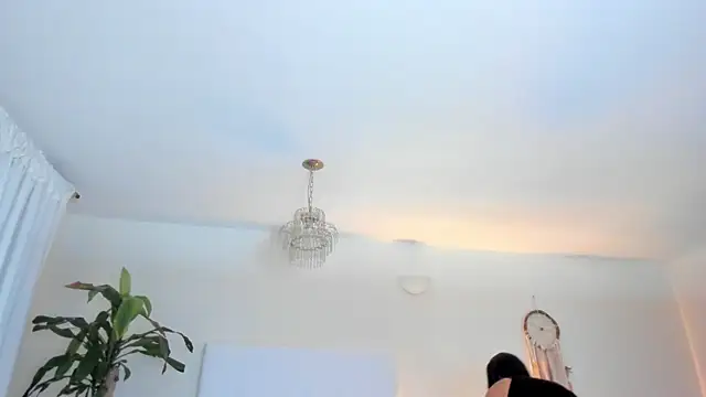 Snapshot of Sun_Fire_ chatting on September 20, 2025, 12:28 pm Sun Fire online show from September 20, 2025, 12:28 pm