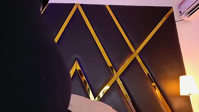 Snapshot of EmmaaCastro chatting on February 5, 2026, 11:15 am EmmaaCastro online show from February 5, 2026, 11:15 am