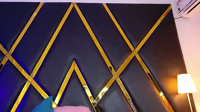 Snapshot of EmmaaCastro chatting on February 9, 2026, 1:26 pm EmmaaCastro online show from February 9, 2026, 1:26 pm