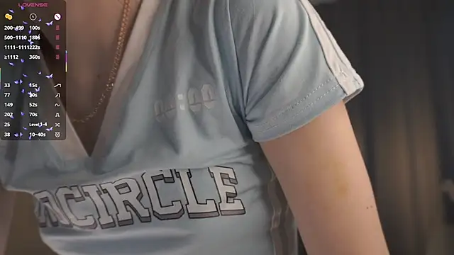 VernonKnapik online show from October 20, 2025, 7:31 am