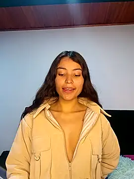 hotwife26 online show from October 31, 2025, 12:28 pm