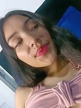 hotwife26 online show from July 17, 2026, 9:19 pm