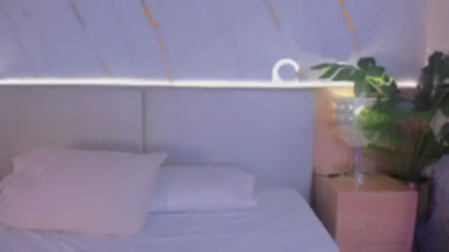 ChloeeMonroee online show from October 14, 2025, 12:06 pm