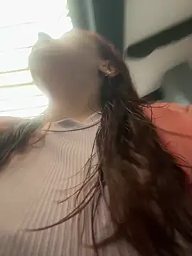 VictoriaFerro online show from July 15, 2026, 1:05 pm