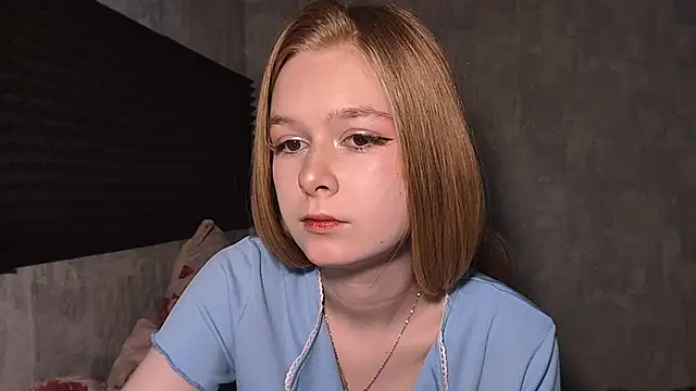 LiaVibes online show from April 9, 2026, 7:25 am