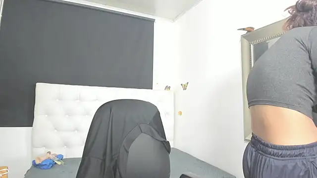 evelynesex online show from January 12, 2026, 3:56 am