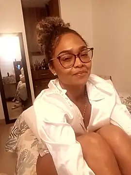 BiiancaEstradaa online show from September 9, 2025, 3:17 am