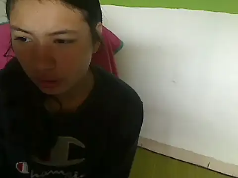 Snapshot of akamesweet chatting on October 17, 2025, 6:32 pm akamesweet online show from October 17, 2025, 6:32 pm