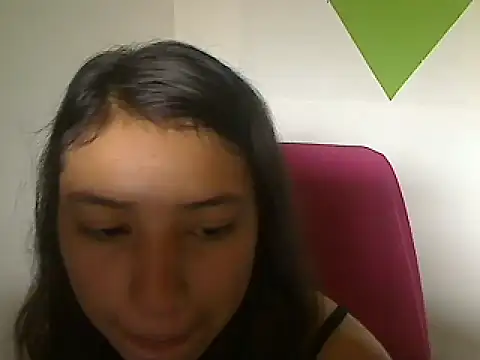 Snapshot of akamesweet chatting on November 19, 2025, 3:12 pm akamesweet online show from November 19, 2025, 3:12 pm