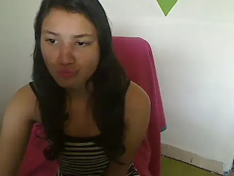 Snapshot of akamesweet chatting on November 21, 2025, 6:28 pm akamesweet online show from November 21, 2025, 6:28 pm